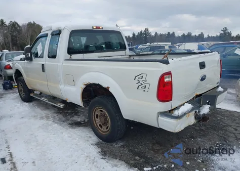 2011 Ford F-250 Xl из США, поврежденный, VIN 1FT7X2B66BEB20382